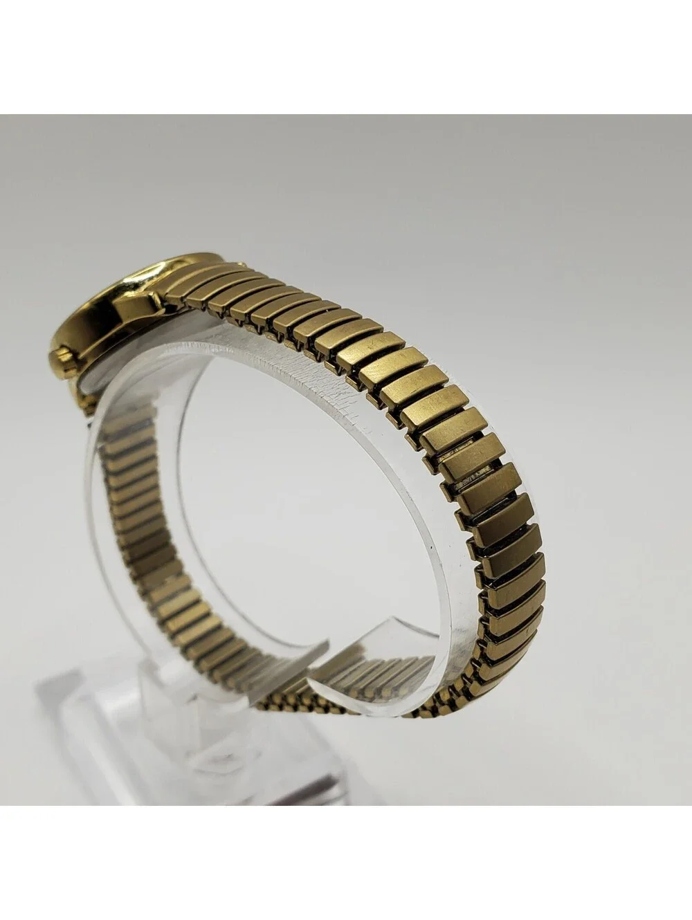Timex Indiglo 2012 Womens Watch  25mm New Battery Gold Tone Stretch Please Read